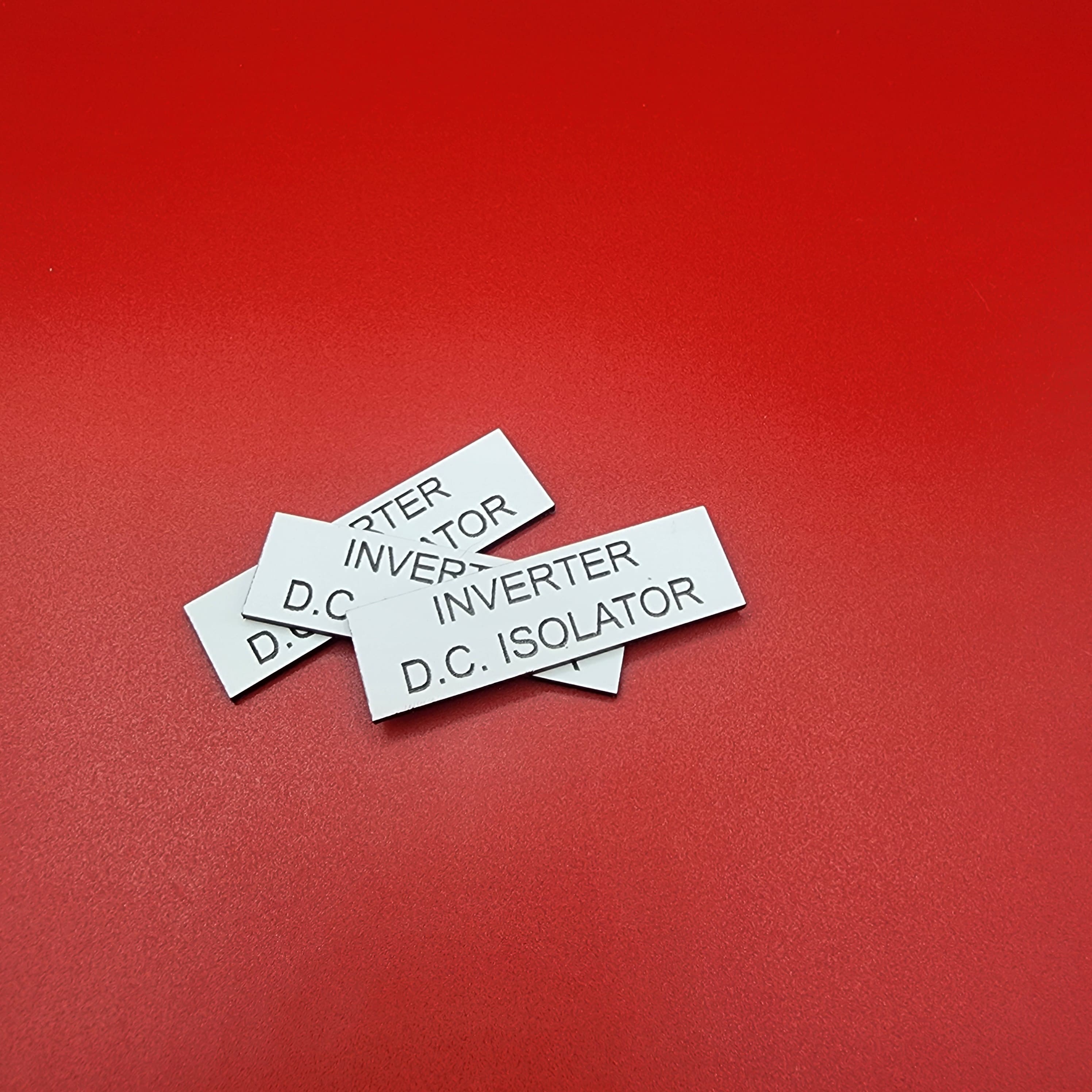 Bulk DC isolator labels